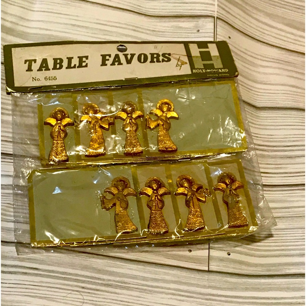 Holt Howard table favors